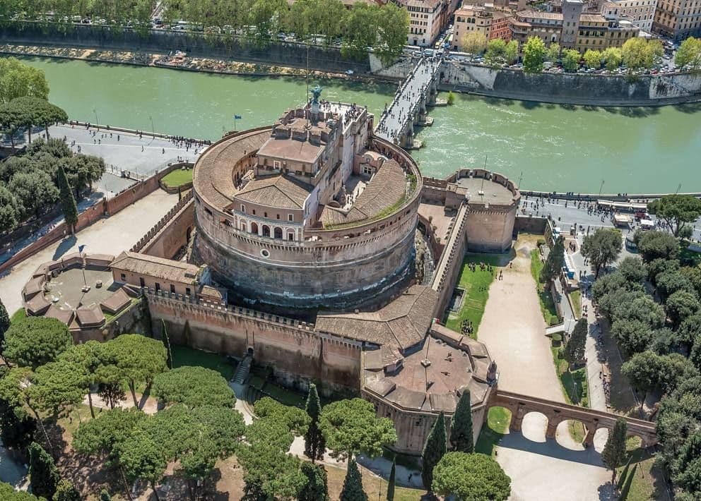 Достопримечательности Рима: замок Святого Ангела